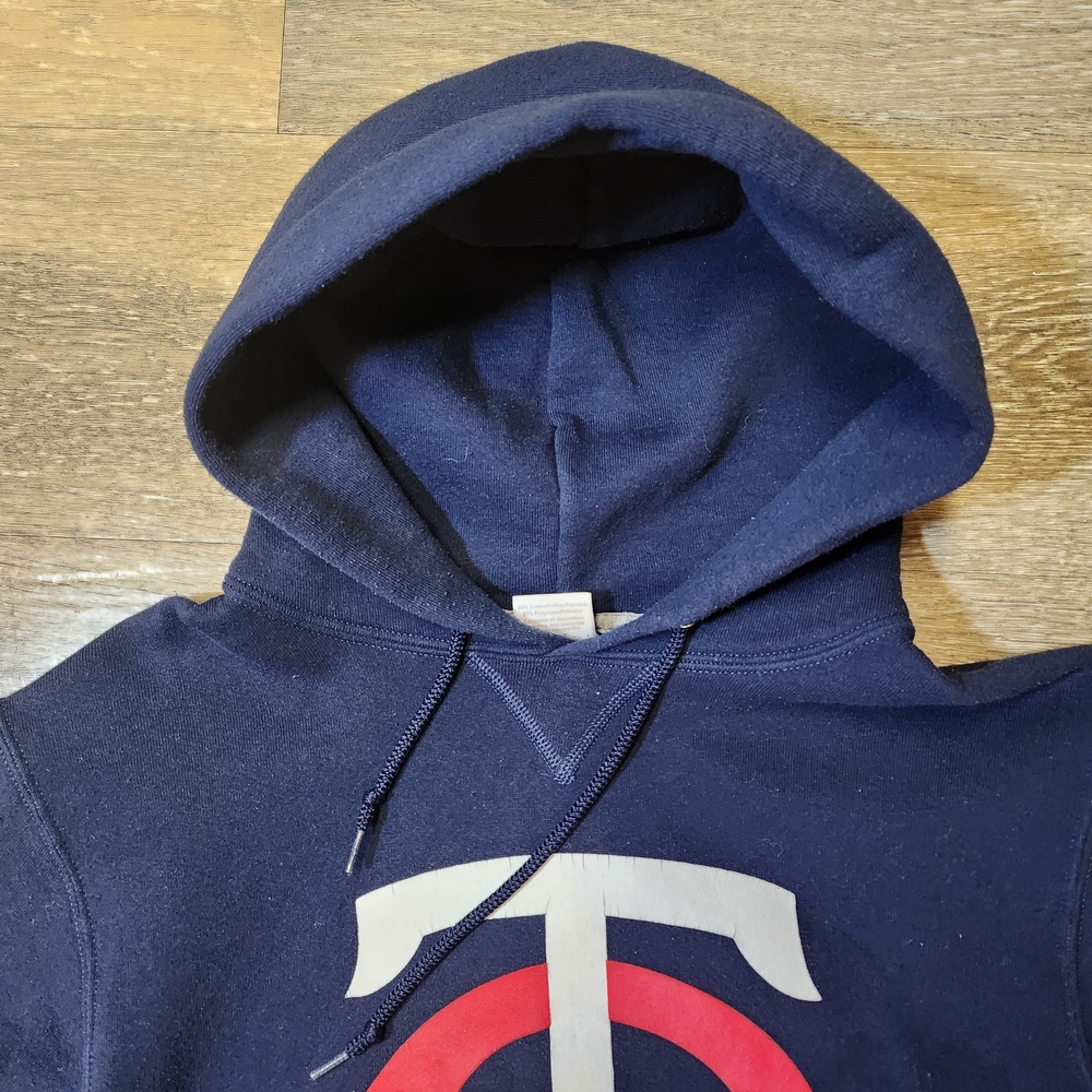 Russell Athletic Navy and Red Logo Hoodie MLB Baseball Minnesota Twins - Picture 3 of 5